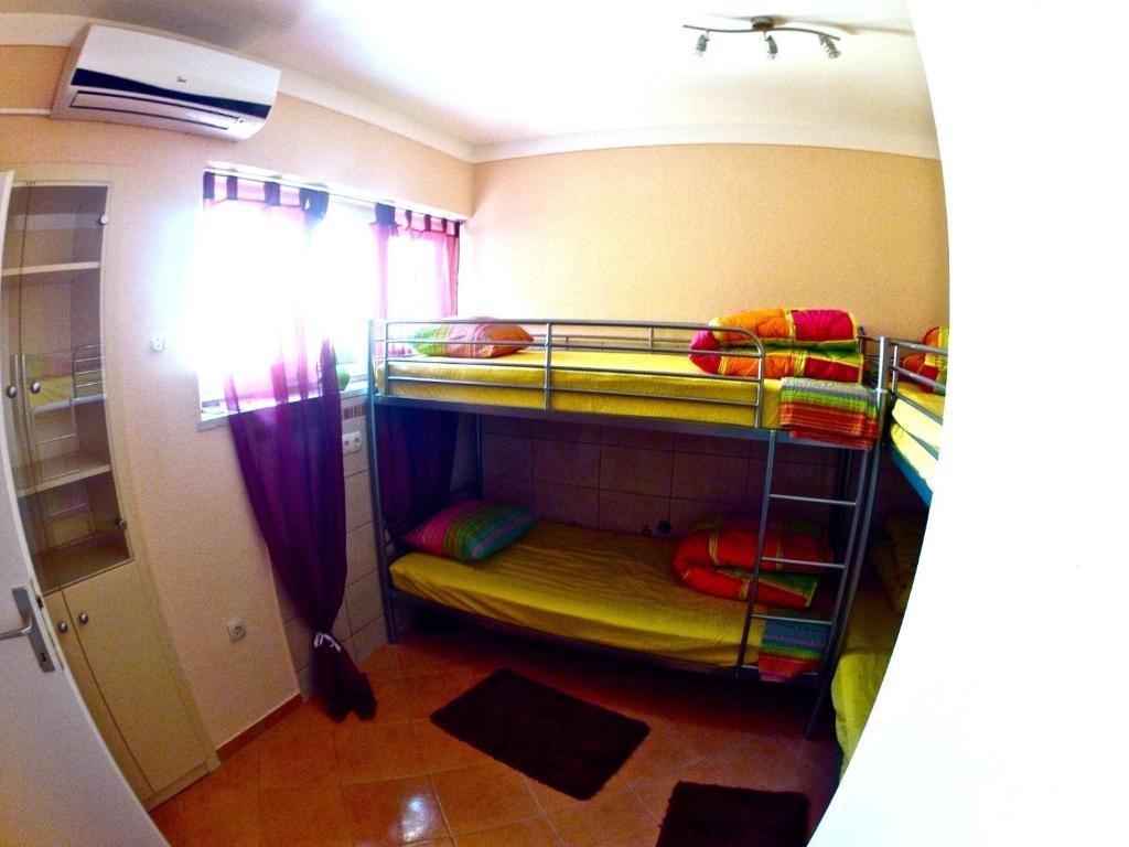 Backpackers Fairytale Hostel Split Exterior photo
